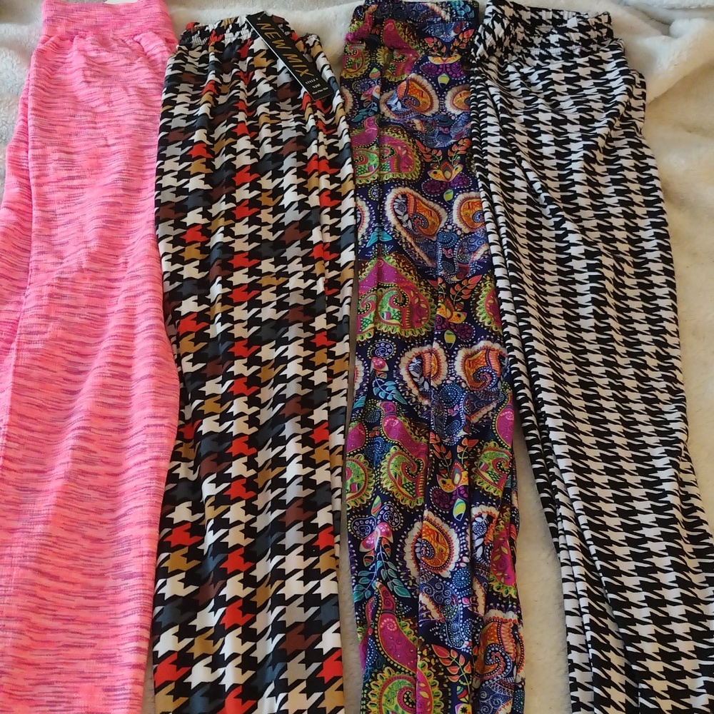 Set of 4 pairs of leggings